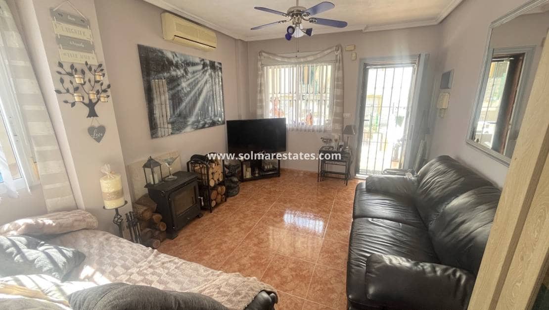 2 slaapkamer Halfvrijstaande villa te koop in Algorfa met zwembad - € 159.995 (Ref: 9279612)