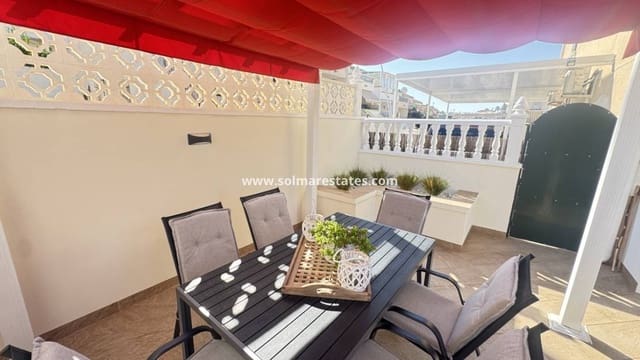 4 slaapkamer Villa te koop in Villamartin, Orihuela met zwembad - € 379.000 (Ref: 9289343)