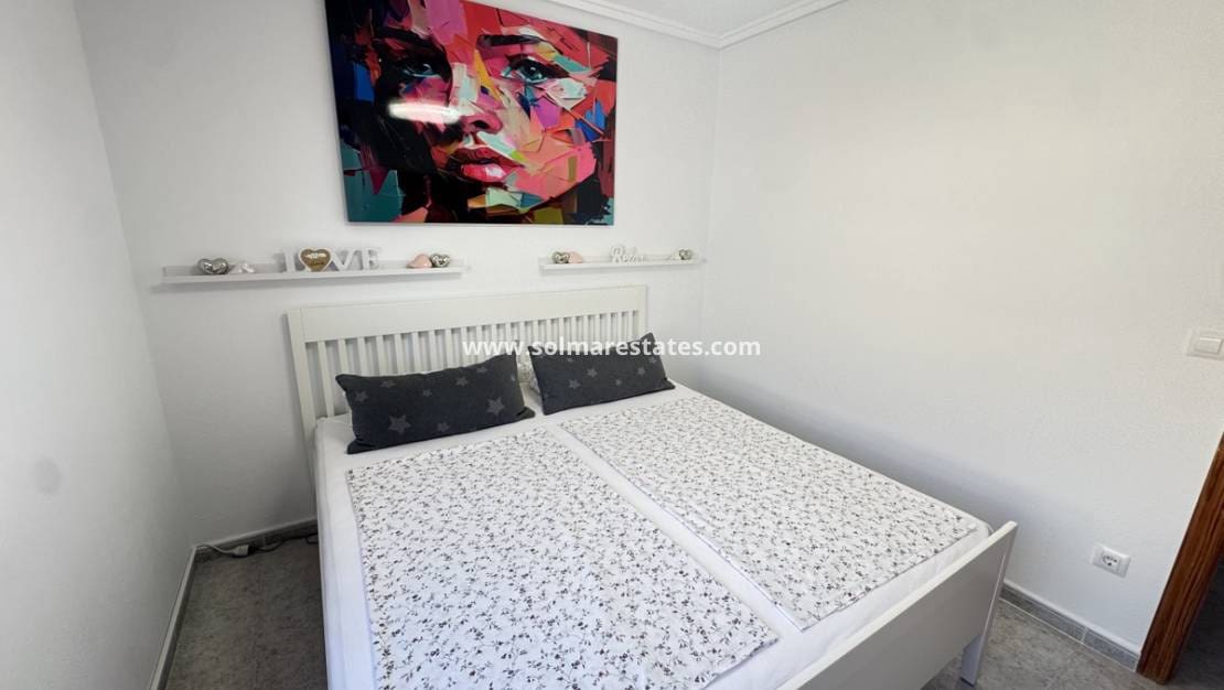 4 slaapkamer Villa te koop in Villamartin met zwembad - € 379.000 (Ref: 9289343)