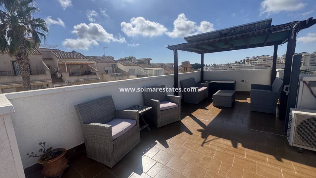 4 slaapkamer Villa te koop in Villamartin met zwembad - € 379.000 (Ref: 9289343)