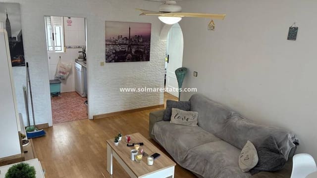 2 slaapkamer Appartement te koop in Los Montesinos met zwembad - € 124.950 (Ref: 9289646)