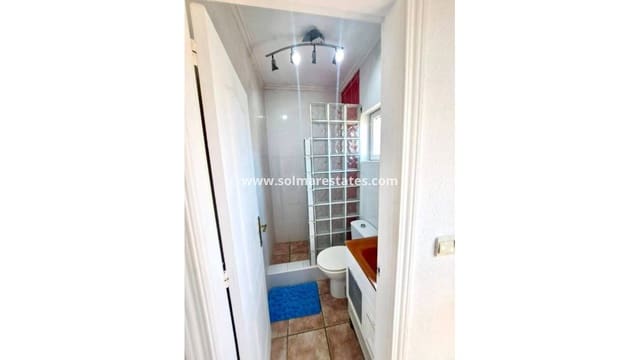 Chalet de 2 habitaciones en Playa Flamenca, Orihuela en venta con piscina - 249.950 € (Ref: 9293286)