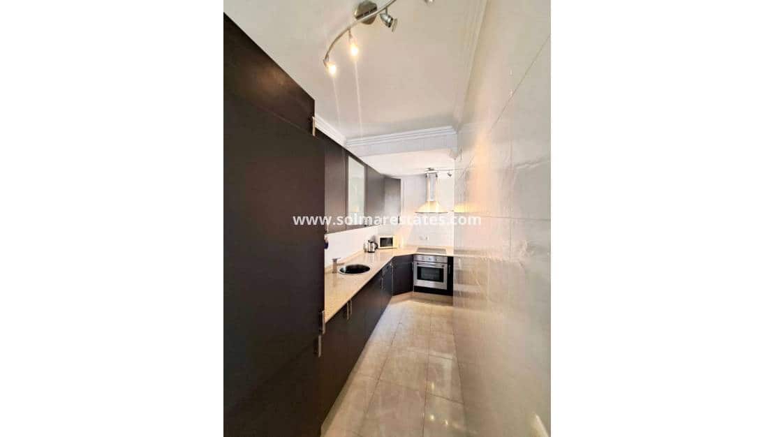 Chalet de 2 habitaciones en Playa Flamenca en venta con piscina - 249.950 € (Ref: 9293286)