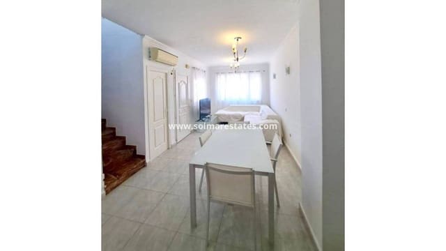 Chalet de 2 habitaciones en Playa Flamenca, Orihuela en venta con piscina - 249.950 € (Ref: 9293286)