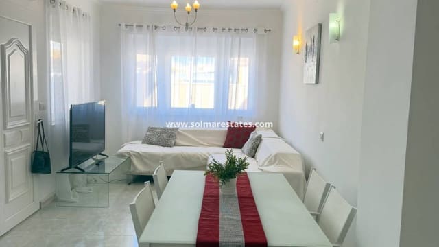 2 Zimmer Villa zu verkaufen in Playa Flamenca, Orihuela mit Pool - 240.000 € (Ref: 9293286)
