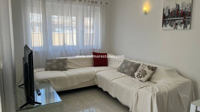 2 chambre Villa/Maison à vendre à Playa Flamenca, Orihuela avec piscine - 240 000 € (Ref: 9293286)
