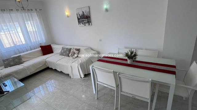2 chambre Villa/Maison à vendre à Playa Flamenca, Orihuela avec piscine - 240 000 € (Ref: 9293286)