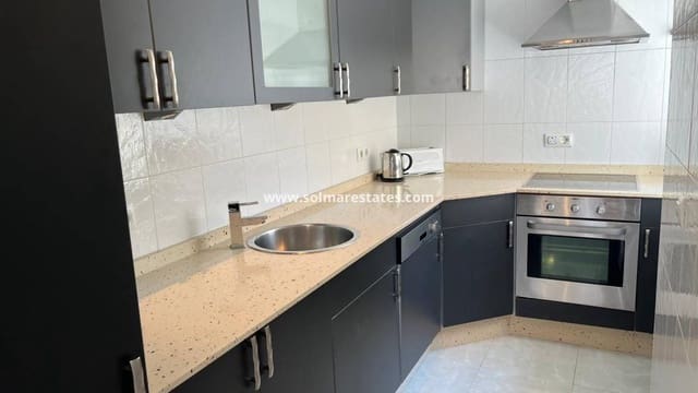 2 chambre Villa/Maison à vendre à Playa Flamenca, Orihuela avec piscine - 240 000 € (Ref: 9293286)