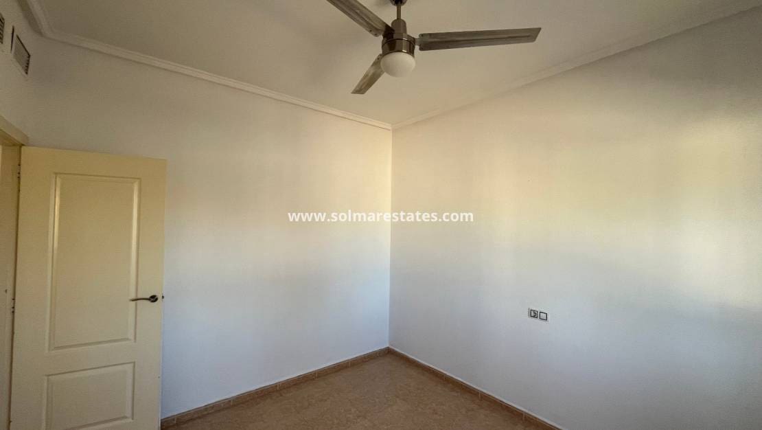 3 soverom Villa til salgs i Catral med svømmebasseng - € 285 000 (Ref: 9301533)