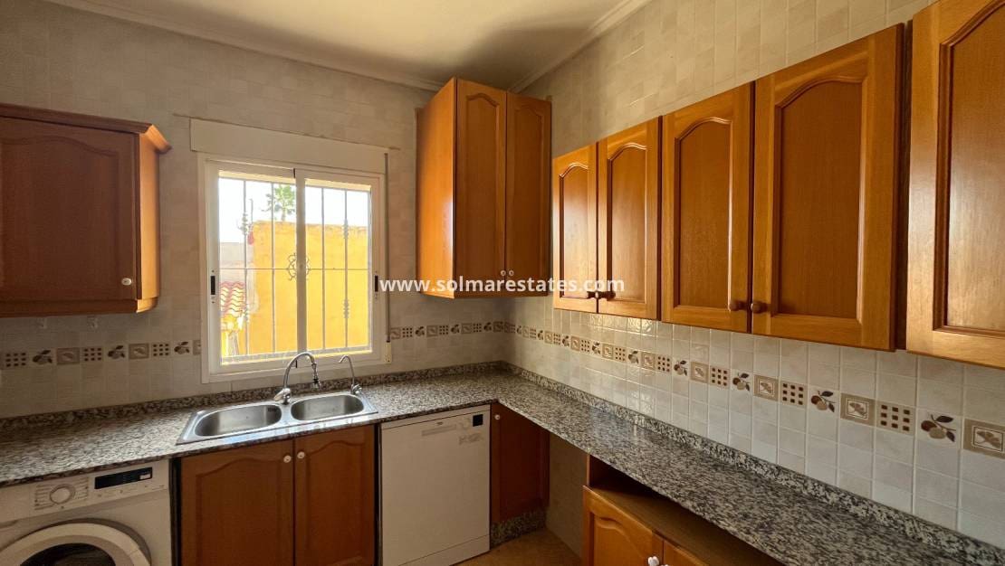 3 soverom Villa til salgs i Catral med svømmebasseng - € 285 000 (Ref: 9301533)