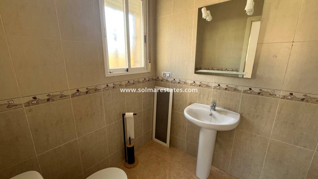 3 soverom Villa til salgs i Catral med svømmebasseng - € 285 000 (Ref: 9301533)