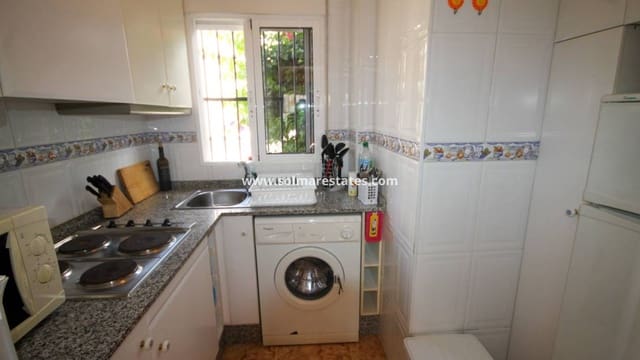 2 slaapkamer Appartement te koop in Villamartin, Orihuela met zwembad - € 125.000 (Ref: 9306762)