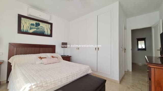 3 sovrum Villa till salu i Villamartin, Orihuela med pool - 479 000 € (Ref: 9306763)