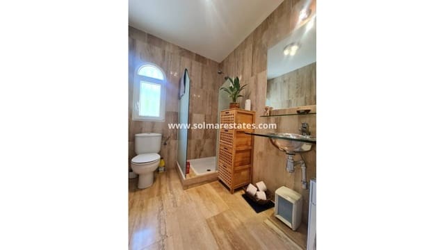 3 sovrum Villa till salu i Villamartin, Orihuela med pool - 479 000 € (Ref: 9306763)