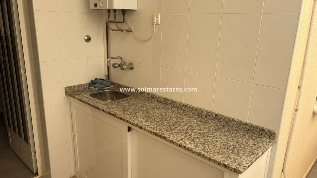 2 chambre Bungalow à vendre à Algorfa avec piscine - 150 000 € (Ref: 9309031)