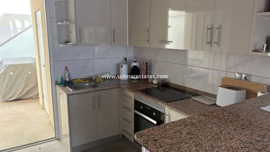 2 chambre Bungalow à vendre à Algorfa avec piscine - 150 000 € (Ref: 9309031)