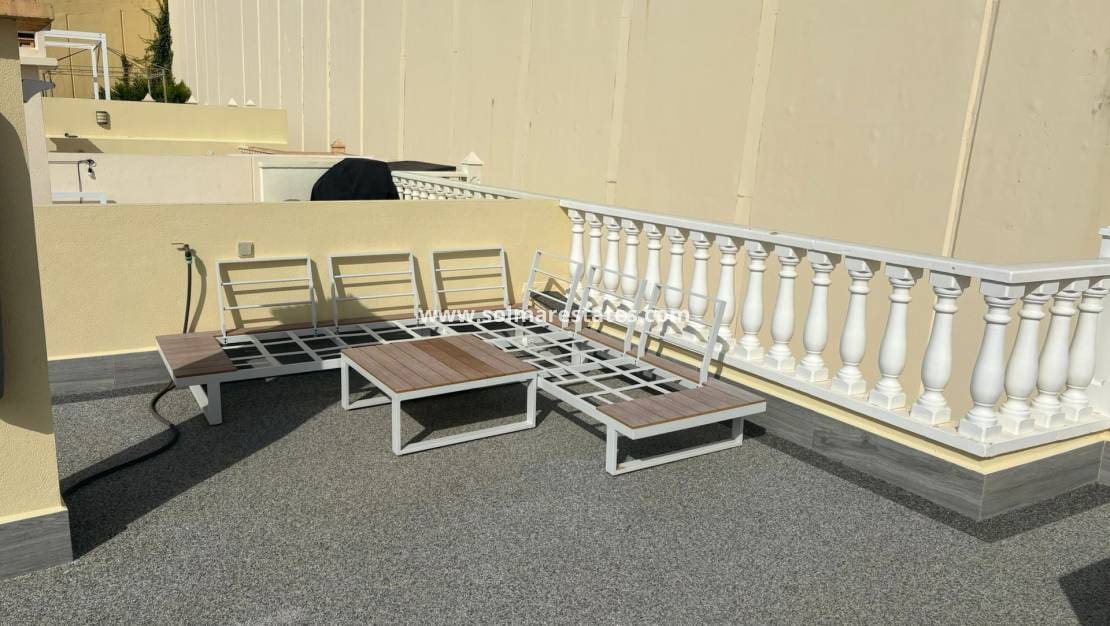 2 chambre Bungalow à vendre à Algorfa avec piscine - 150 000 € (Ref: 9309031)