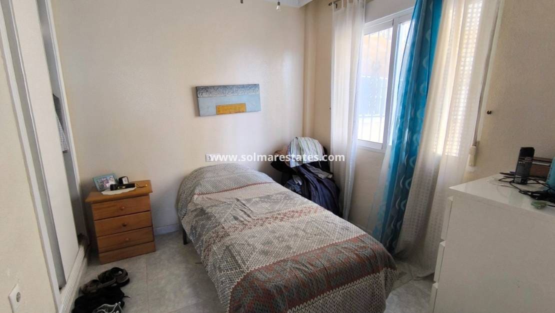 2 Zimmer Apartment zu verkaufen in Algorfa mit Pool - 109.950 € (Ref: 9309167)