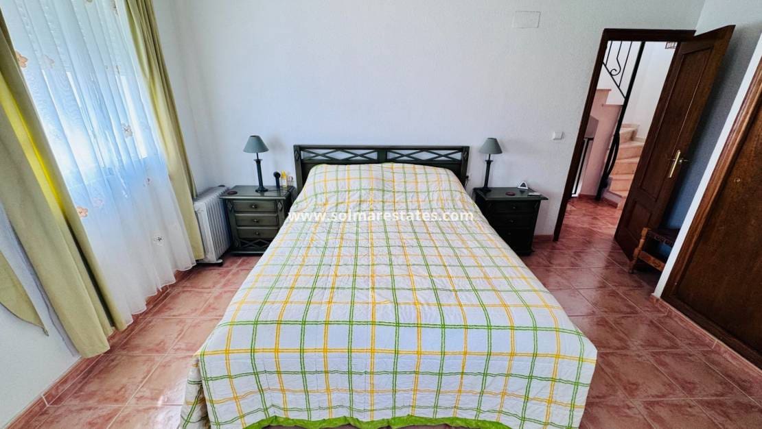 3 bedroom Semi-detached Villa for sale in Algorfa with pool - € 169,950 (Ref: 9311546)