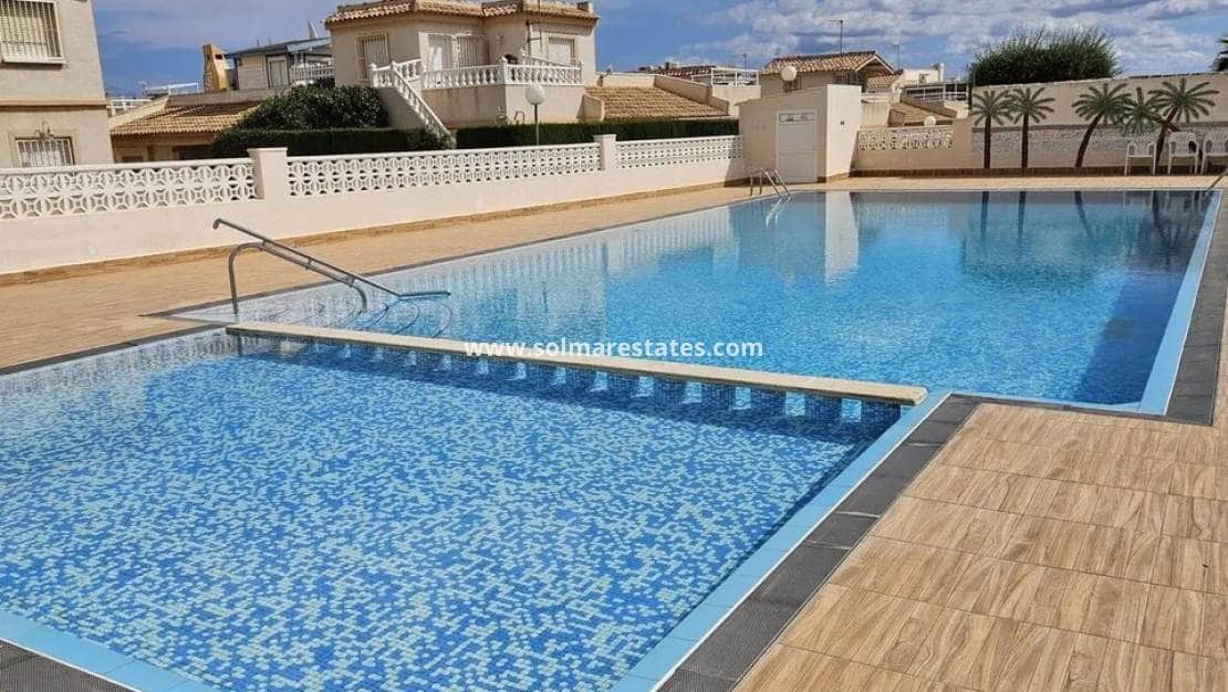 3 Zimmer Bungalow zu verkaufen in Los Altos mit Pool - 140.000 € (Ref: 9314291)