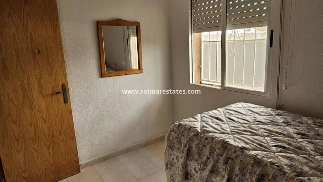 3 Zimmer Bungalow zu verkaufen in Los Altos mit Pool - 140.000 € (Ref: 9314291)