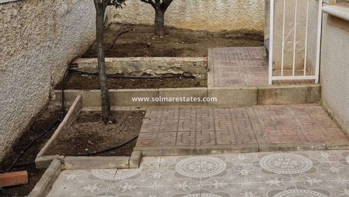 3 Zimmer Bungalow zu verkaufen in Los Altos mit Pool - 140.000 € (Ref: 9314291)