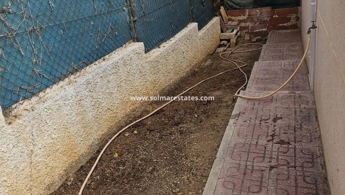 3 Zimmer Bungalow zu verkaufen in Los Altos mit Pool - 140.000 € (Ref: 9314291)