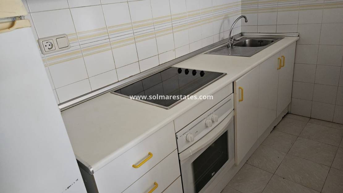 3 Zimmer Bungalow zu verkaufen in Los Altos mit Pool - 140.000 € (Ref: 9314291)