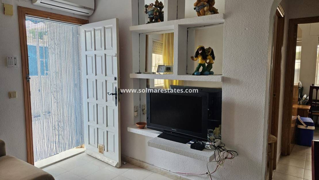 3 Zimmer Bungalow zu verkaufen in Los Altos mit Pool - 140.000 € (Ref: 9314291)