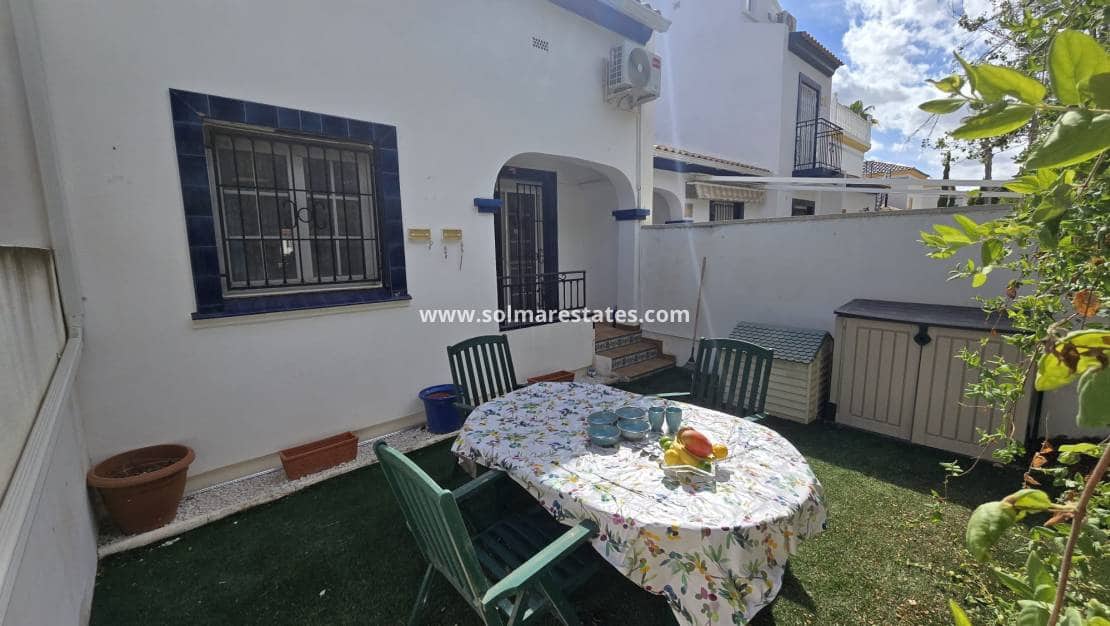 3 Zimmer Haus zu verkaufen in Villamartin mit Pool - 239.950 € (Ref: 9314293)