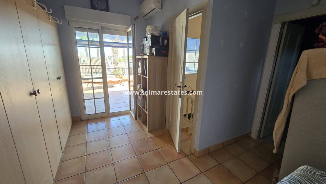 3 Zimmer Haus zu verkaufen in Villamartin mit Pool - 239.950 € (Ref: 9314293)