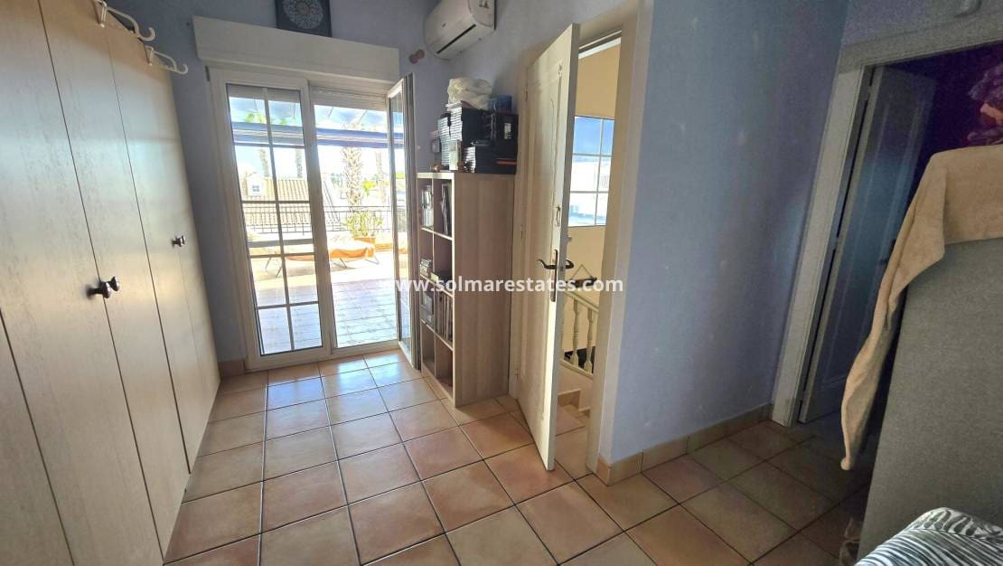 3 Zimmer Haus zu verkaufen in Villamartin mit Pool - 239.950 € (Ref: 9314293)