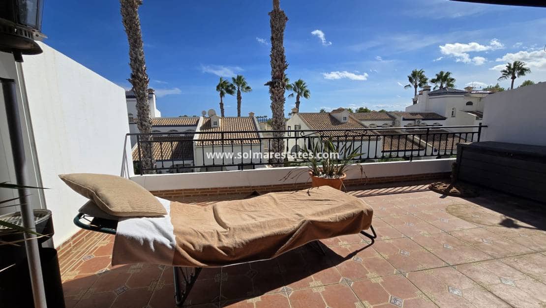 3 Zimmer Haus zu verkaufen in Villamartin mit Pool - 239.950 € (Ref: 9314293)