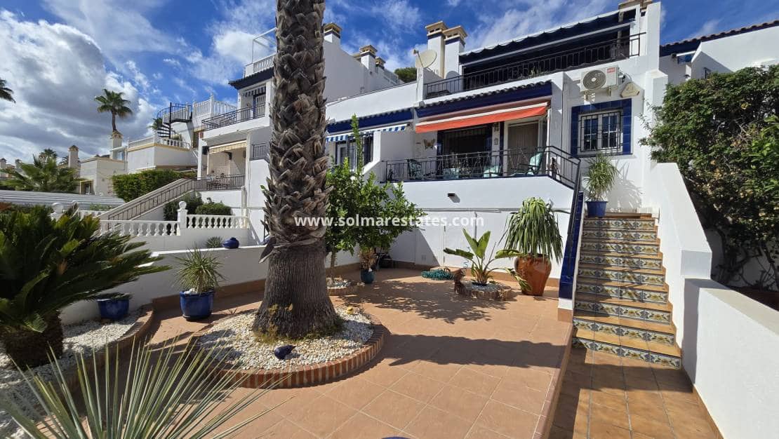 3 Zimmer Haus zu verkaufen in Villamartin mit Pool - 239.950 € (Ref: 9314293)