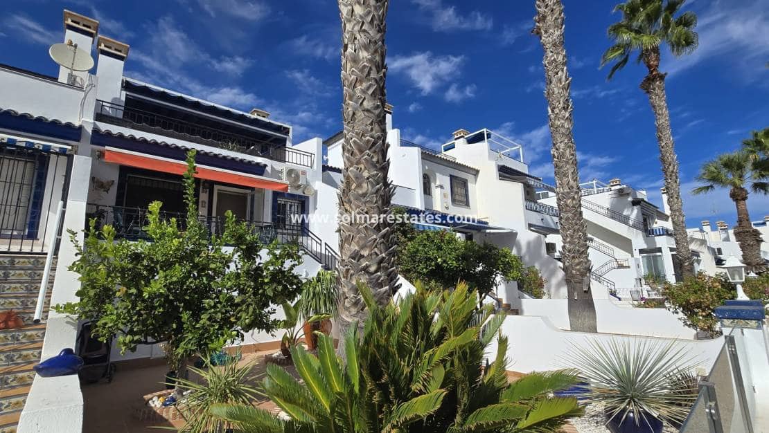 3 Zimmer Haus zu verkaufen in Villamartin mit Pool - 239.950 € (Ref: 9314293)