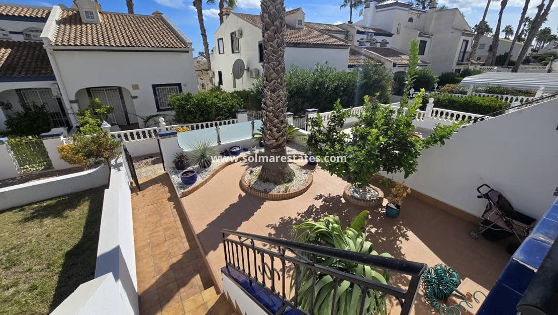 3 Zimmer Haus zu verkaufen in Villamartin mit Pool - 239.950 € (Ref: 9314293)