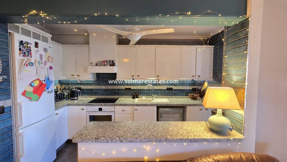 3 Zimmer Haus zu verkaufen in Villamartin mit Pool - 239.950 € (Ref: 9314293)