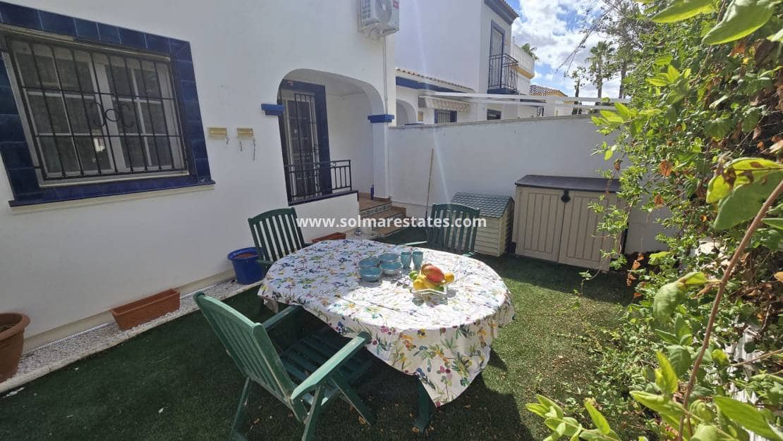 3 Zimmer Haus zu verkaufen in Villamartin mit Pool - 239.950 € (Ref: 9314293)