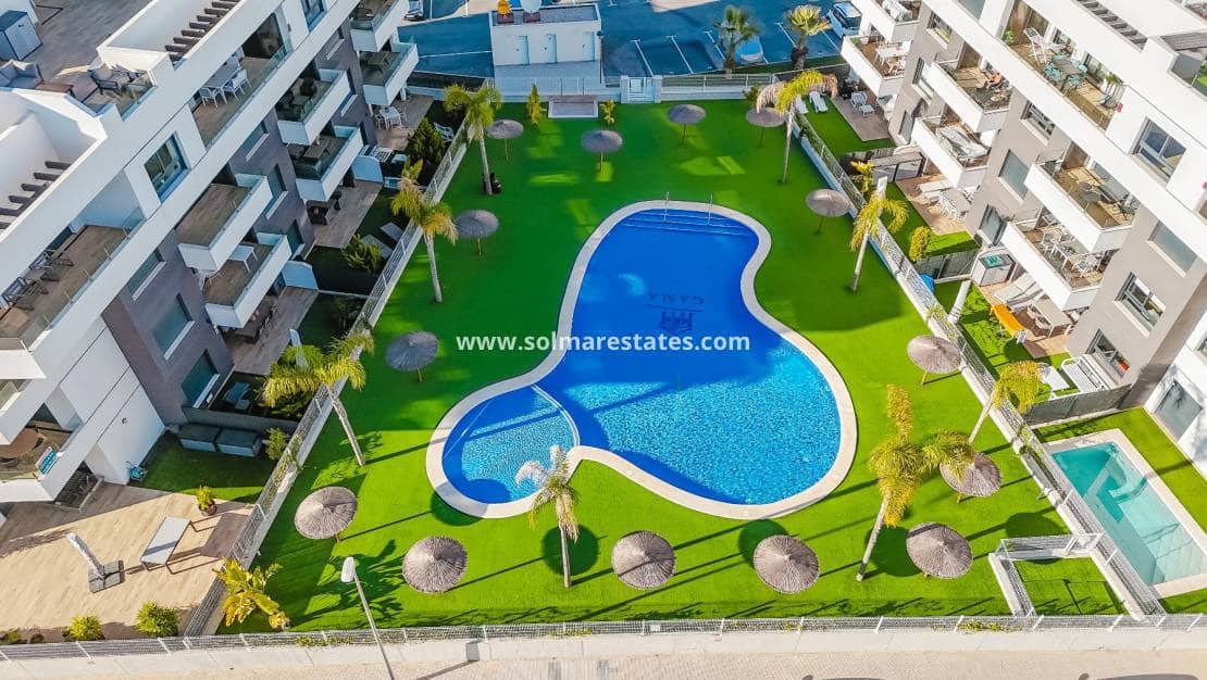 2 Zimmer Apartment zu verkaufen in Villamartin mit Pool - 249.500 € (Ref: 9328541)