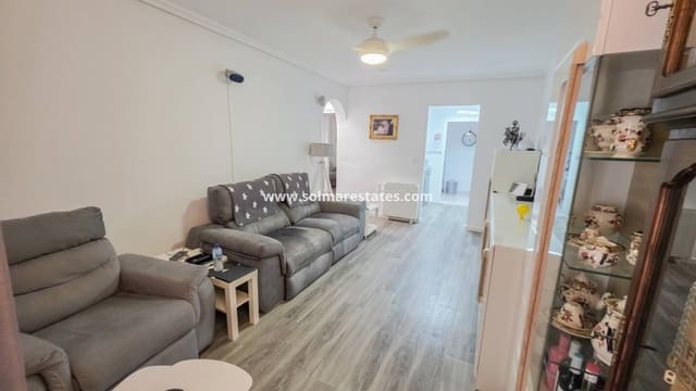 2 slaapkamer Appartement te koop in Los Montesinos met zwembad - € 135.000 (Ref: 9331291)