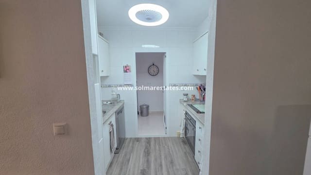 2 slaapkamer Appartement te koop in Los Montesinos met zwembad - € 135.000 (Ref: 9331291)