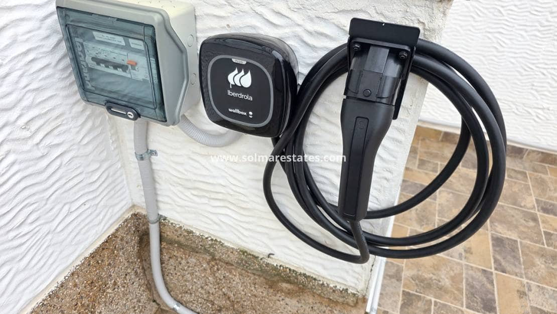 2 slaapkamer Appartement te koop in Los Montesinos met zwembad - € 135.000 (Ref: 9331291)