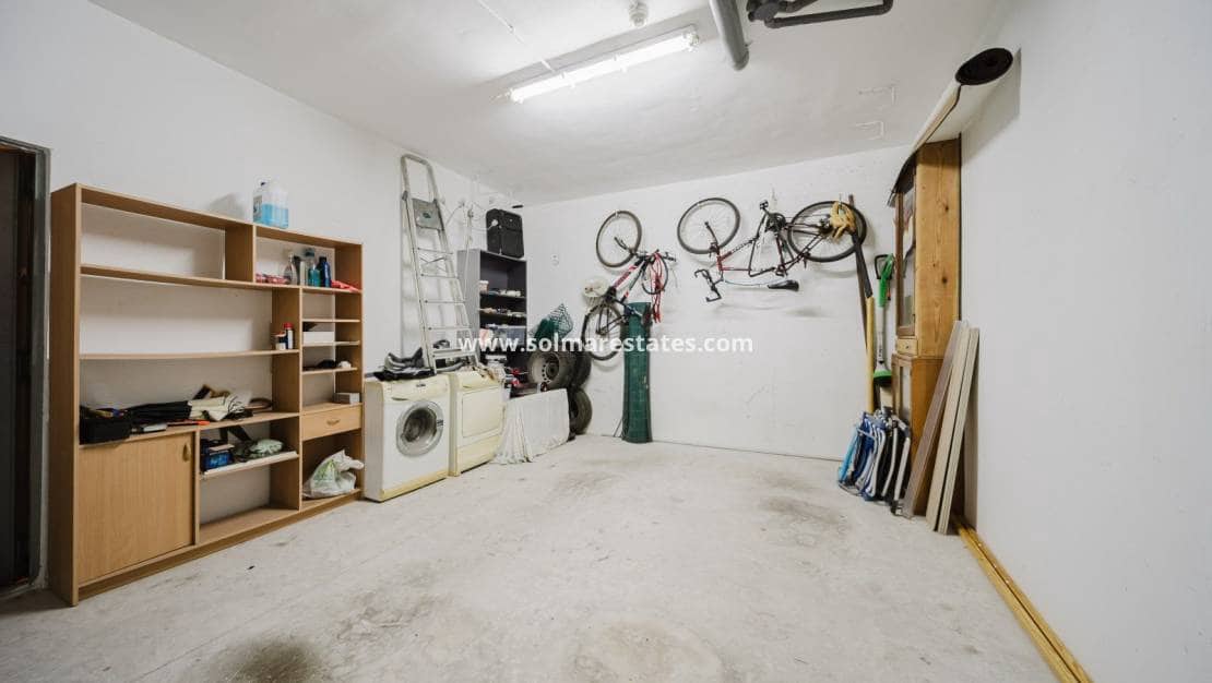 3 bedroom Apartment for sale in Playa Flamenca with pool - € 278,000 (Ref: 9332890)