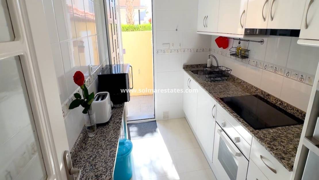 2 quarto Moradia Geminada para venda em Dona Pepa com piscina - 225 000 € (Ref: 9341728)