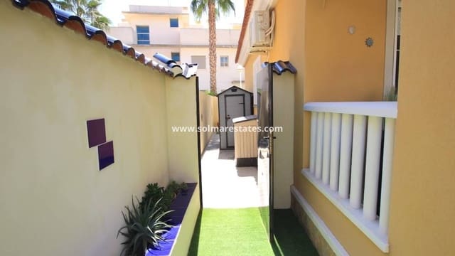 2 quarto Moradia Geminada para venda em Doña Pepa, Rojales com piscina - 225 000 € (Ref: 9341728)