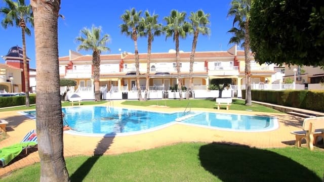 2 quarto Moradia Geminada para venda em Doña Pepa, Rojales com piscina - 225 000 € (Ref: 9341728)