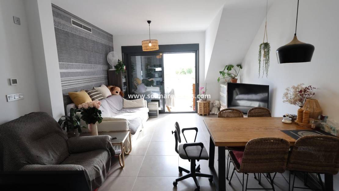 2 chambre Appartement à vendre à Pilar de la Horadada avec piscine - 225 000 € (Ref: 9341731)