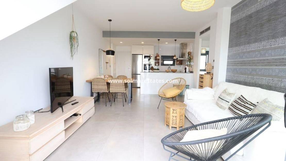 2 bedroom Apartment for sale in Pilar de la Horadada with pool - € 223,000 (Ref: 9341731)