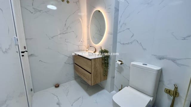 1 chambre Appartement à vendre à Playa Flamenca, Orihuela avec piscine - 170 000 € (Ref: 9347989)