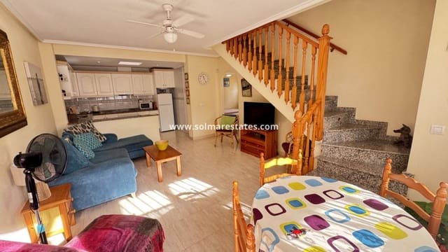 3 bedroom Townhouse for sale in Villamartin, Orihuela with pool - € 199,995 (Ref: 9350004)